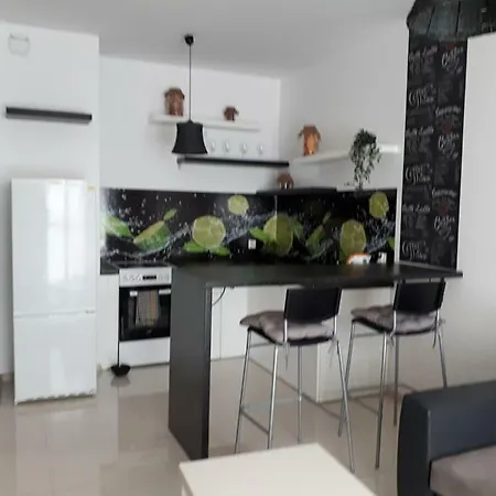 New Flat Near Sea 公寓 *